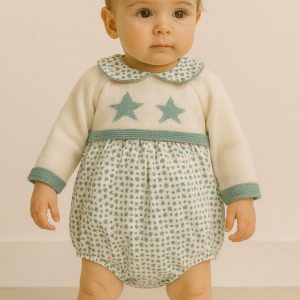 Pelele estrellas con gorrito